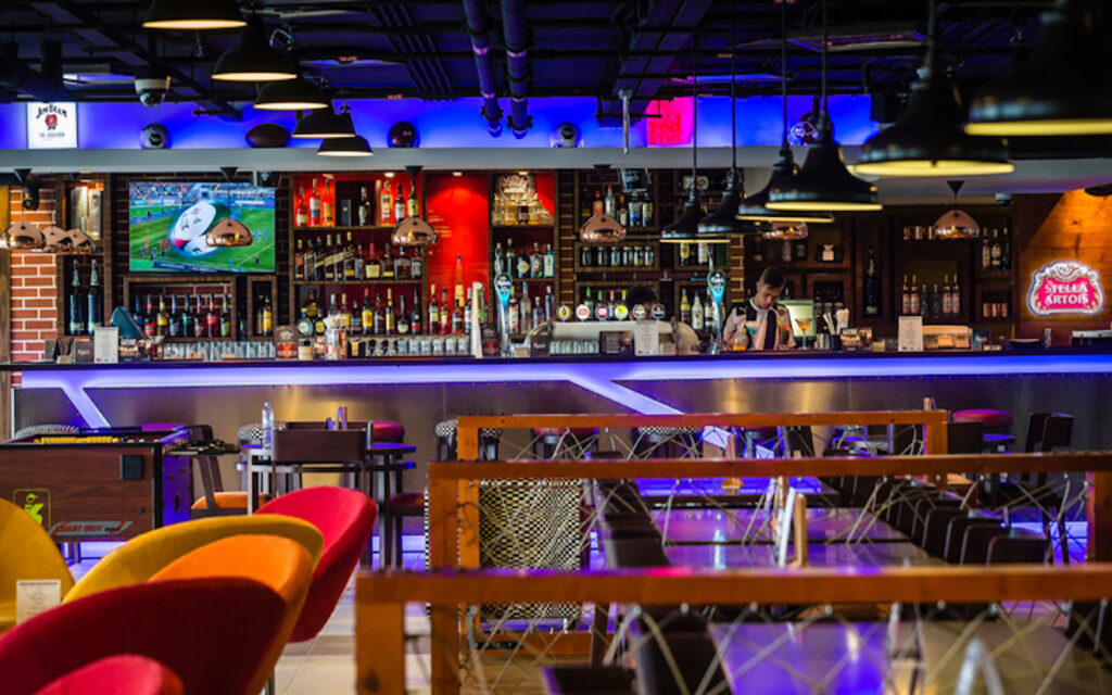 Get Your Game On: Dubai's Top Sports Bars and Gaming Centers